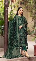 alizeh-shahtaj-festive-2021-75