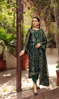 alizeh-shahtaj-festive-2021-77