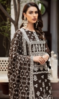 alizeh-shahtaj-festive-2021-78