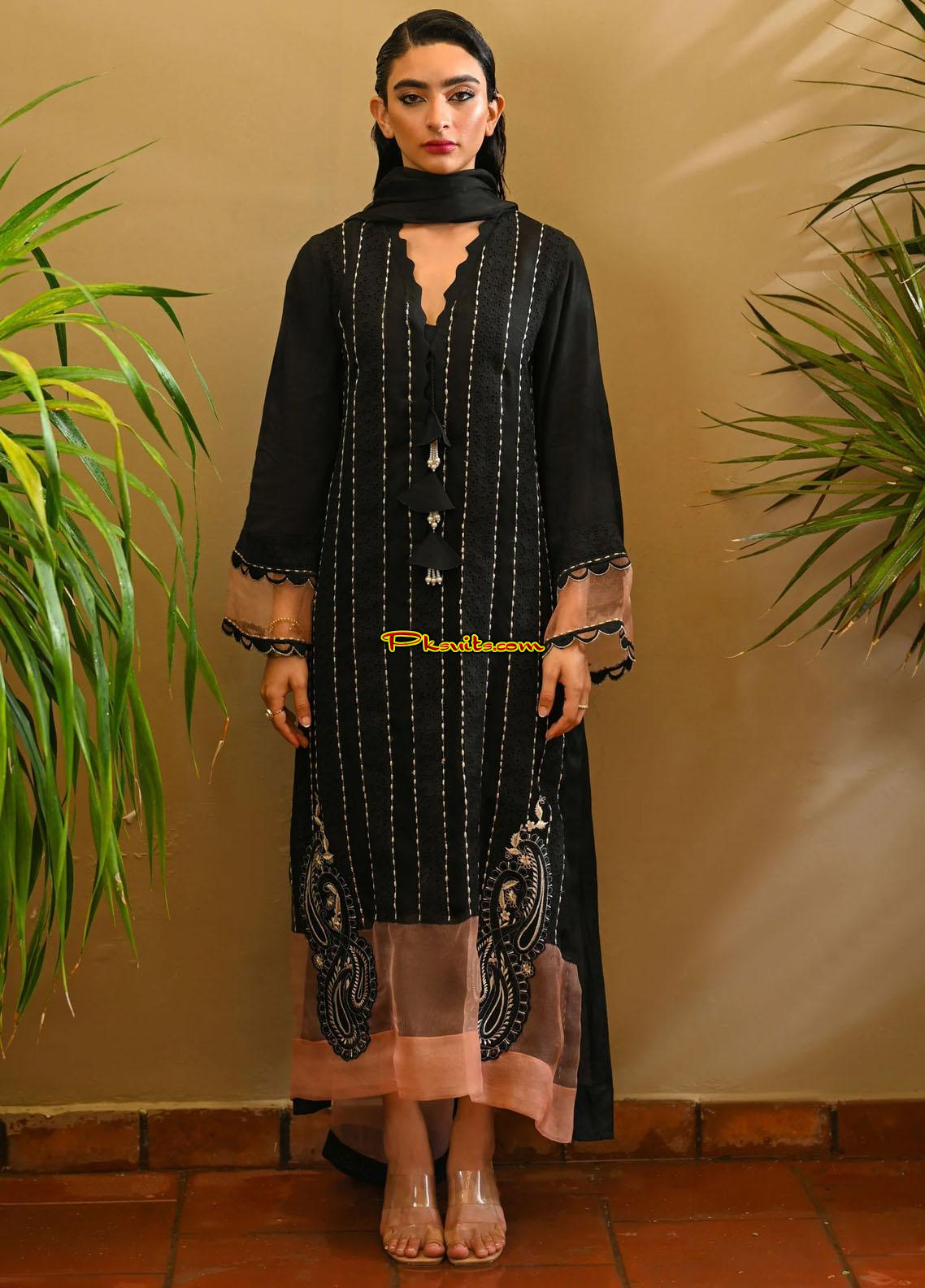 Pakistani Fashion Garment Online